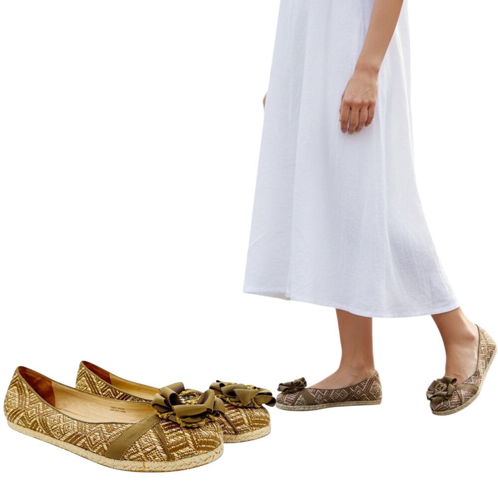 Vera Wang Lavender Eri Basketweave Flats Beige Fabric Size 9.5